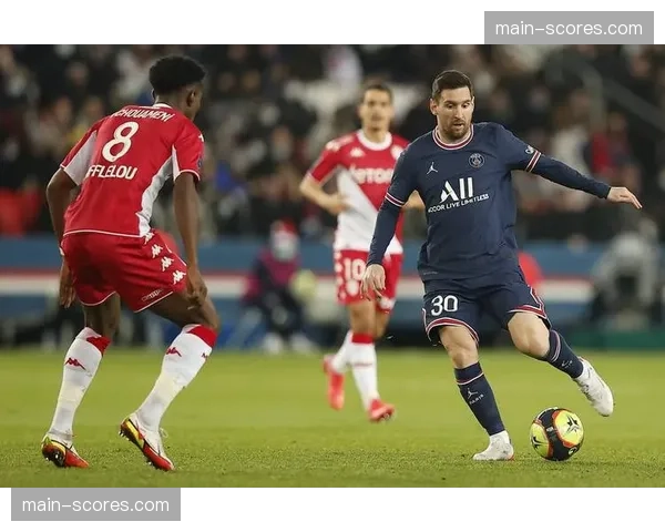 法甲：巴黎圣日耳曼1-1战平摩纳哥，姆巴佩点射破门后中柱