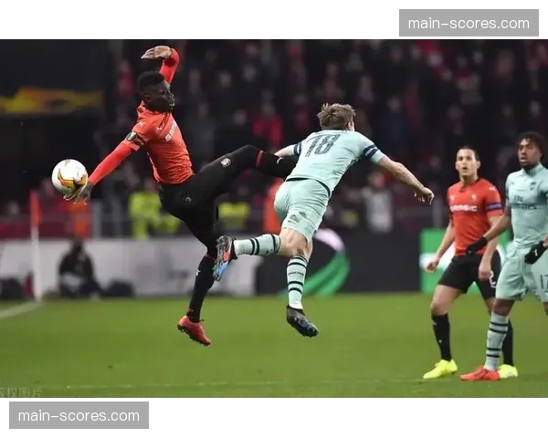 里尔vs摩纳哥战术前瞻:控球渗透与快速转换的体系对决 里尔vs摩纳哥战术前瞻:控球渗透与快速转换的体系对决